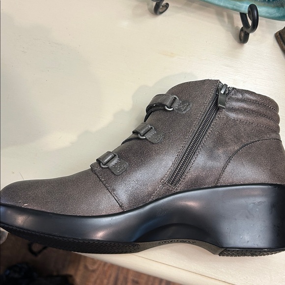 Alegria Metallic Gray Ankle Boots - Picture 8 of 15